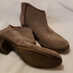 Lucky Brand Womens Size 11 w booties